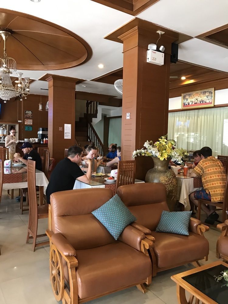 The Luxur Boutique Hotel Patong Экстерьер фото
